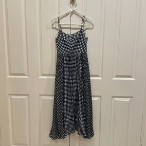 In very good condition beautiful summer dress